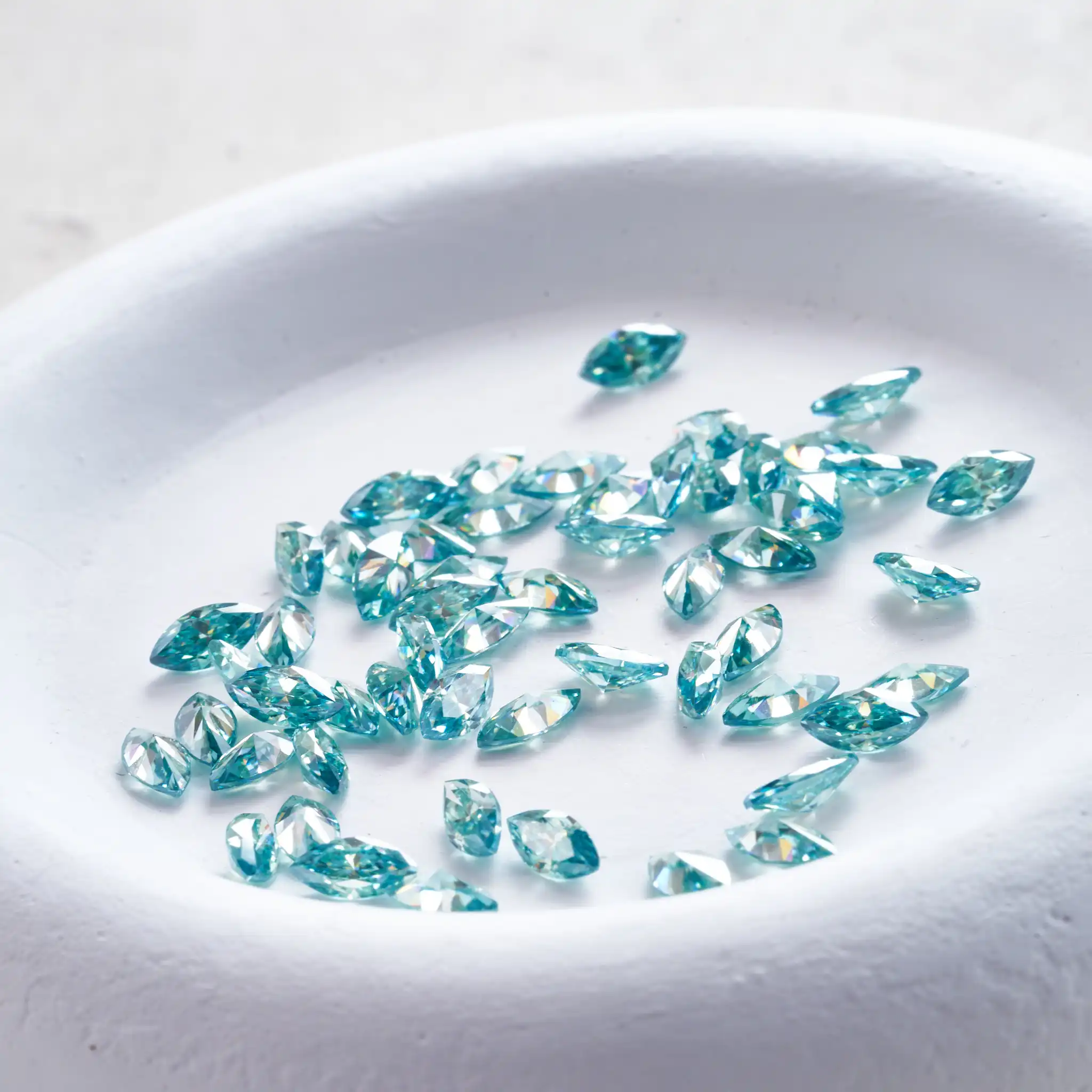 3x6mm blaugrüne Farbe Marquise Moissan ite Labor erstellt Edelstein für Frauen Schmuck herstellung Materialien bestehen Diamant-Test Image