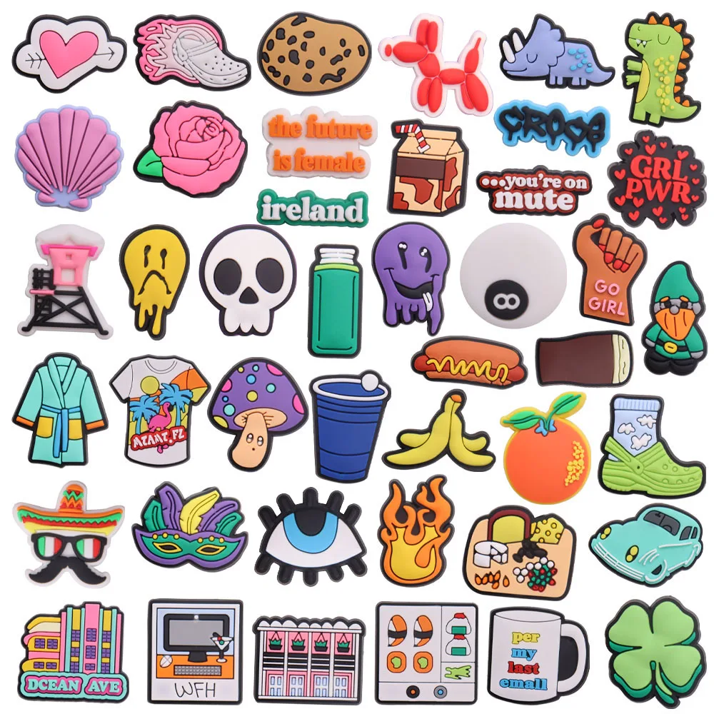 Vendita calda 1 pz ciondoli per scarpe in PVC cuore pantofola dinosauro cane fiore sandali scarpe decorazione braccialetti adatti ornamenti fasce regalo per bambini