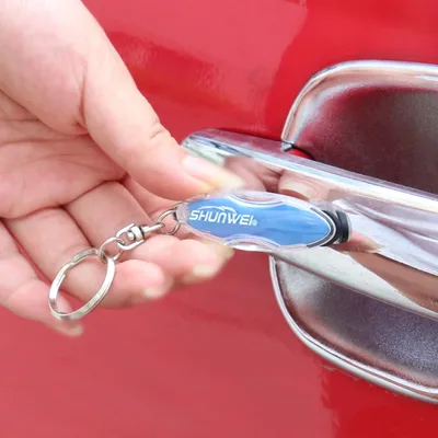 Auto Schlüssel Ring mini Beseitigen Statische Elektrizität Keychain Brelok tun Kluczy Samochodowych