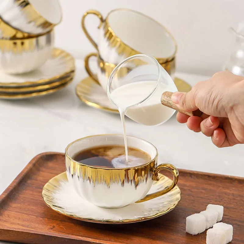 3-teiliges Set, Keramiktasse mit Sauce, Espressotasse und Sauce, Keramik-Kaffeetasse und Goldschmuck-Sauce-Set, 2,5-Unzen-Demitas Image