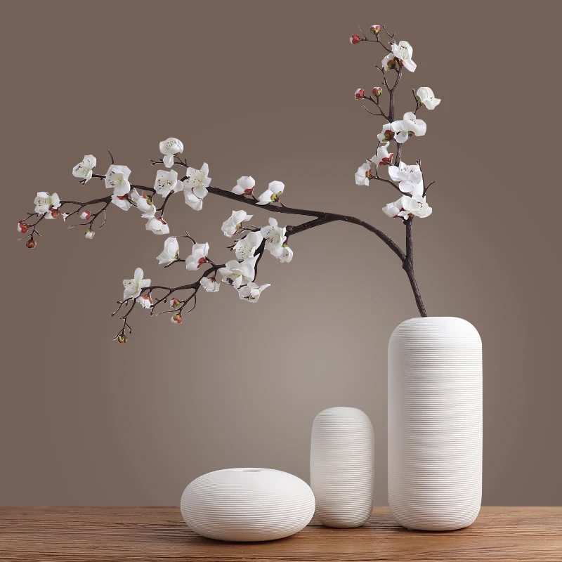 Keramikvase, Dekoration, modernes, einfaches Blumentrocknungsgerät im japanischen Zen-Stil, Teehäuse, Hotel, Wohnzimmer, Veranda, Dekoration Image