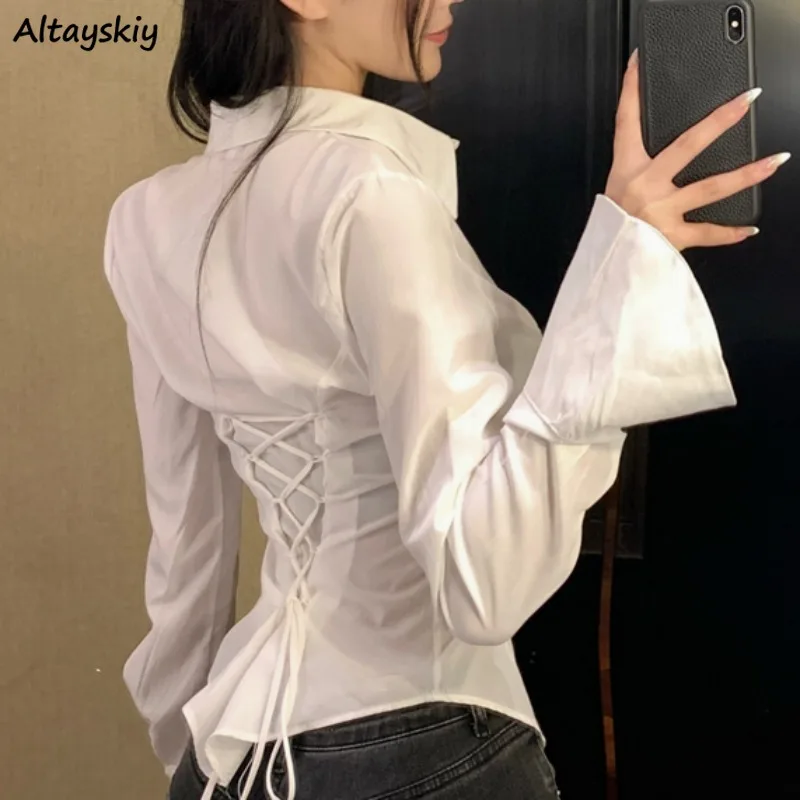Spitze-up Shirts für Frauen Nische Design Langarm Frühling Herbst Kleidung Sexy Mädchen Tops Solide Chic Streetwear Fashion Casual Image
