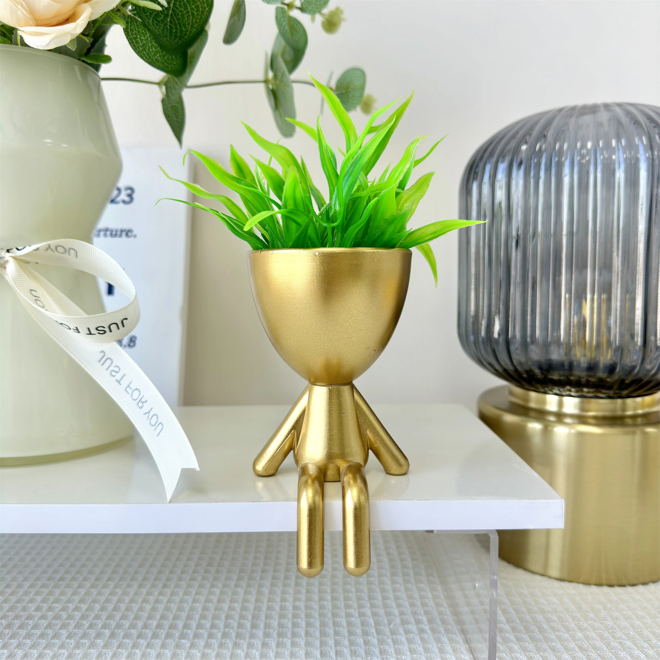 1pc niedliche Sukkulenten pflanzen künstliche Pflanzen mit menschlich geformten Plastik töpfen, gefälschte Pflanzen für Regale, Badezimmer-und Büro dekor Image