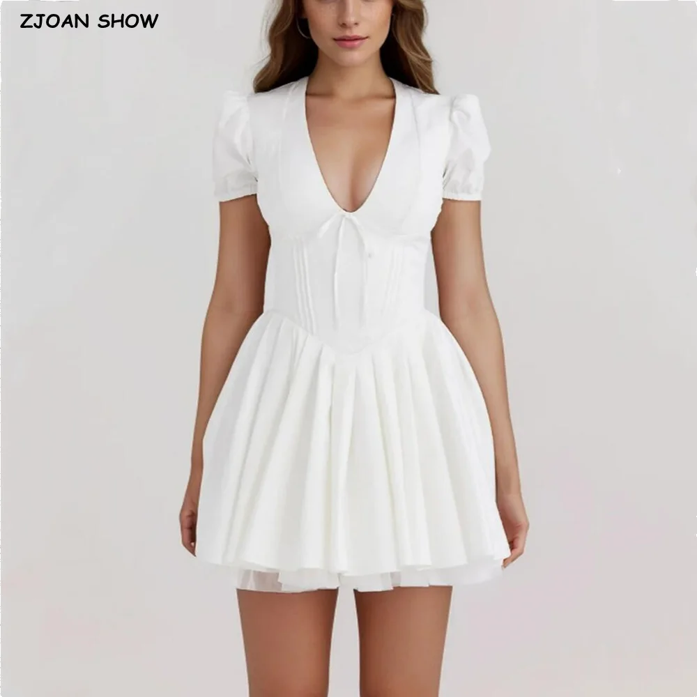 2024 sexy weiße V-Kragen niedrige Brust Korsett Stil Mini kleid kurze Puff ärmel Frauen geraffte Plissee Saum Ballkleid Robe Image