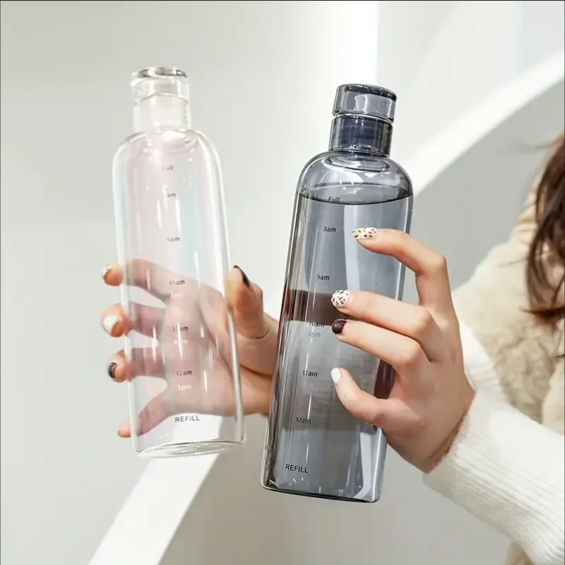 500 ml elegante, auslaufsichere Wasserflasche mit Zeitskala. Bleiben Sie hydratisiert. Täglich leicht und tragbar für Fitness- und Outdoor-Abenteuer Image