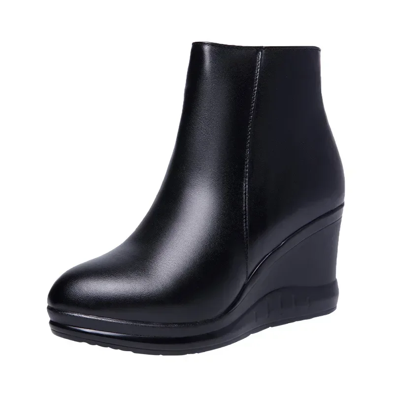7 cm Kleine Größe 32-43 Neue Plattform Keile Schuhe mit Fell 2024 Winter High Heels Stiefeletten Schnee Motorrad für Büro Mama