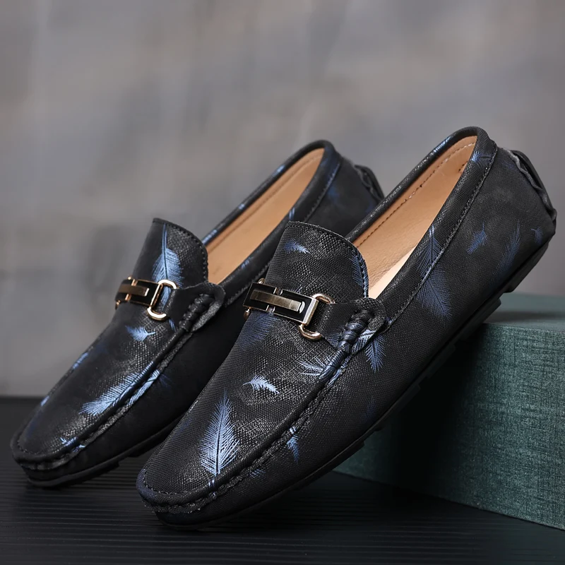 Maedef Herren hochwertige Slipper auf Slipper 2024 Klassiker Mode Leder lässig Herren schuh bequeme Outdoor-Fahr schuhe Schuhe