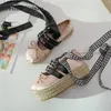 Bogen gewebte untere Plattform Pumps runde Zehen Gürtels chnalle Satin Riband rosa Frauen Schuhe