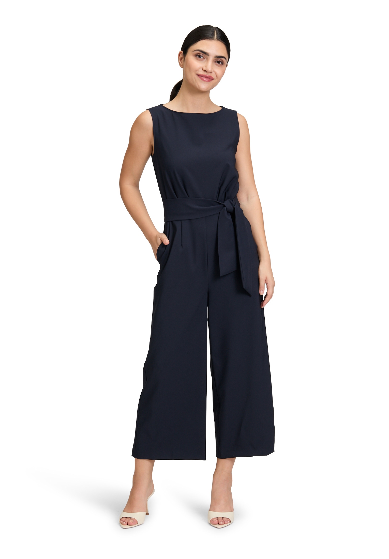 Overall BETTY BARCLAY "Damen Jumpsuit mit Eingrifftaschen", Damen, Gr. 46, blau (dunkelblau), Obermaterial: 86% Polyester, 14% Elasthan., figurumspielend, Rundhals, Overalls, Form Image