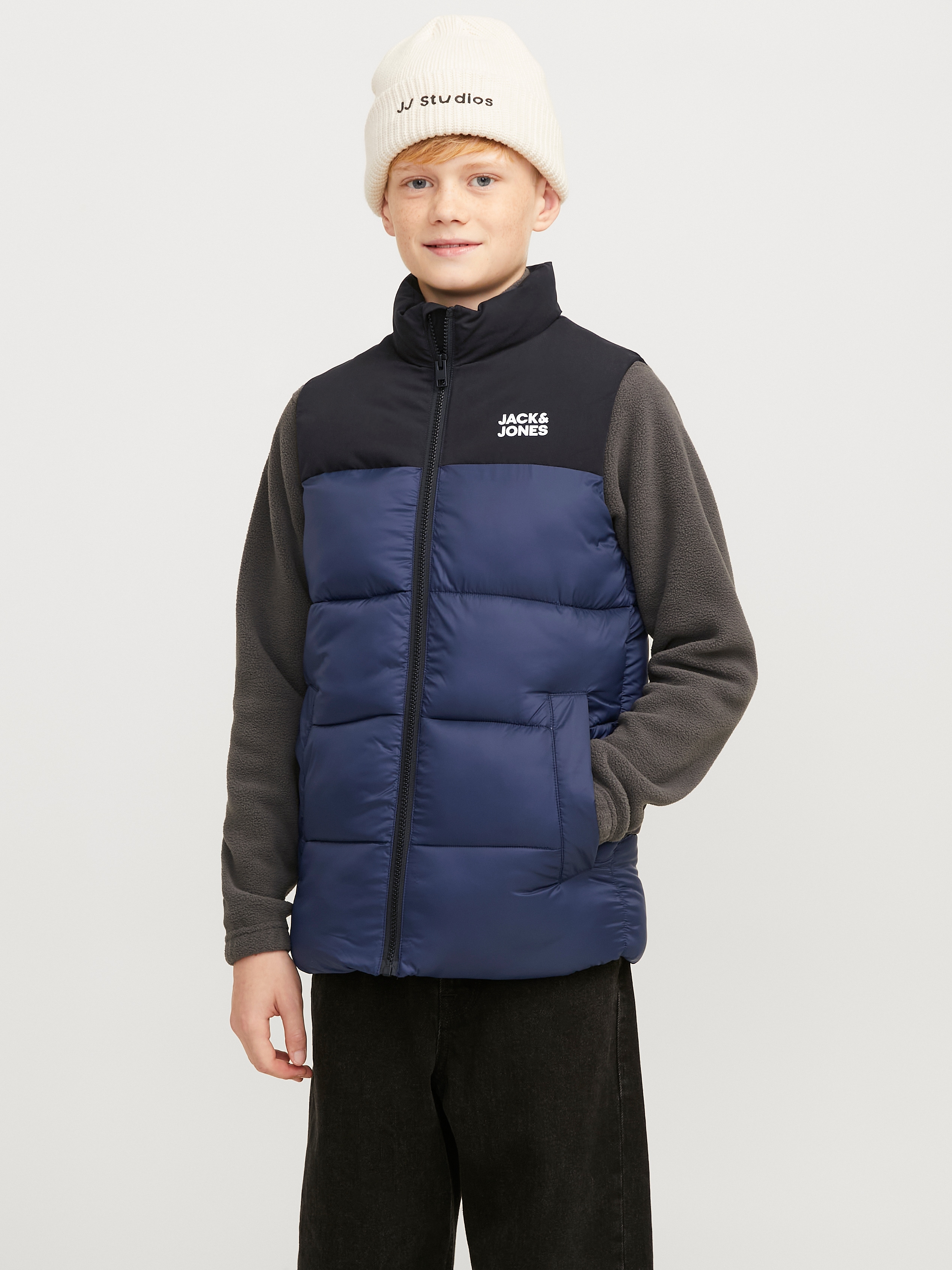 Steppweste JACK & JONES JUNIOR "JJETOBY einfach kombinierbar, gefüttert, stylisch", Jungen, Gr. 140, blau (navy blazer), Web, Obermaterial: 100% Polyester, colorblocking, regular fit, Westen Steppweste, colorblocking, casual, regular fit, Stehkragen