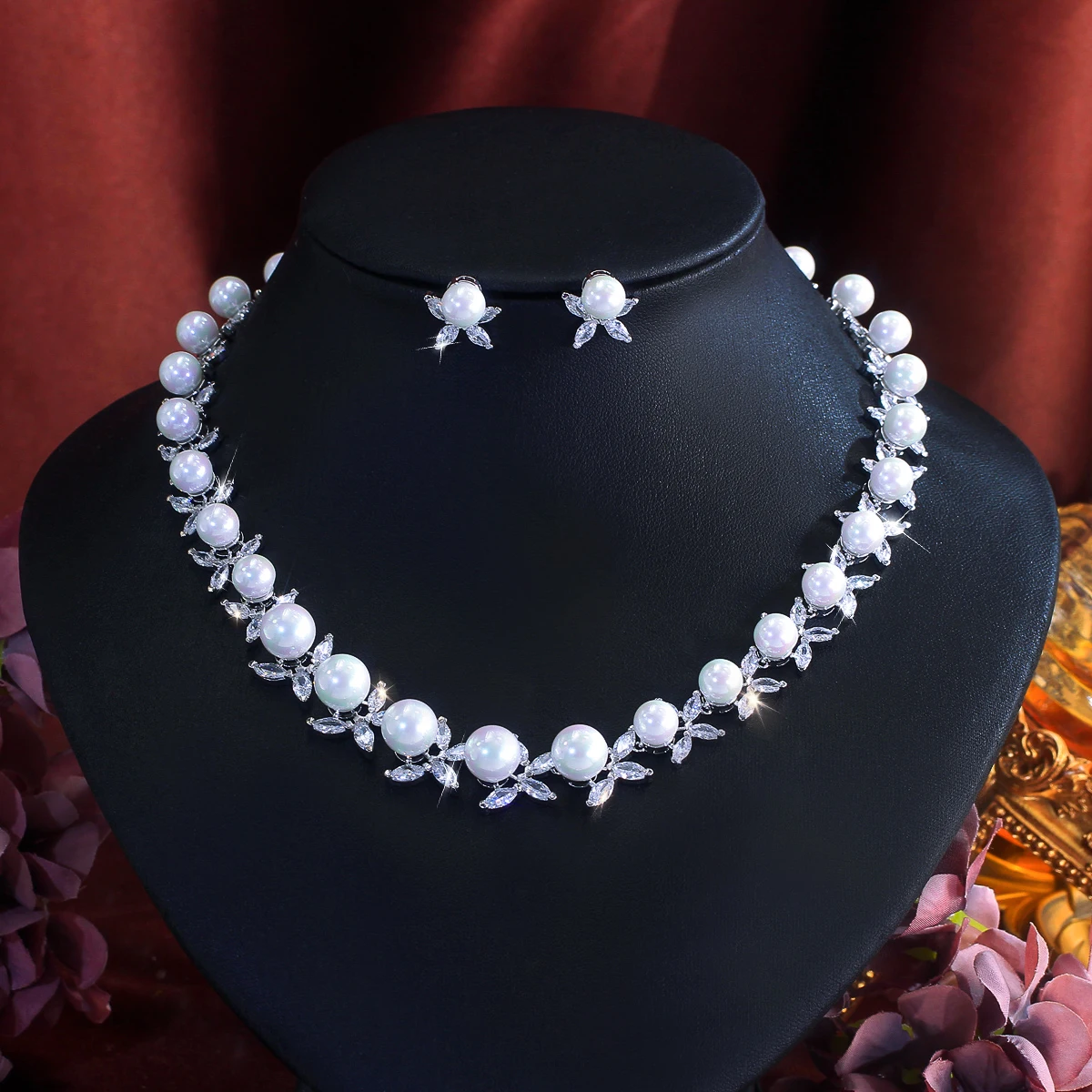 CWWZircons Set di Gioielli da Sposa con Collana e Orecchini con Grandi Perle e Zirconi Cubici Brillanti per Donne T0618