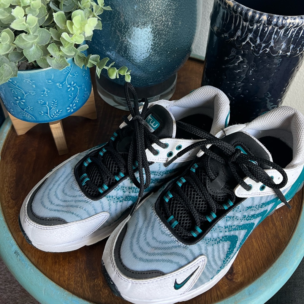 Nike Shoes | Boys Nike Sneakers | Color: Blue/White | Size: 5bb