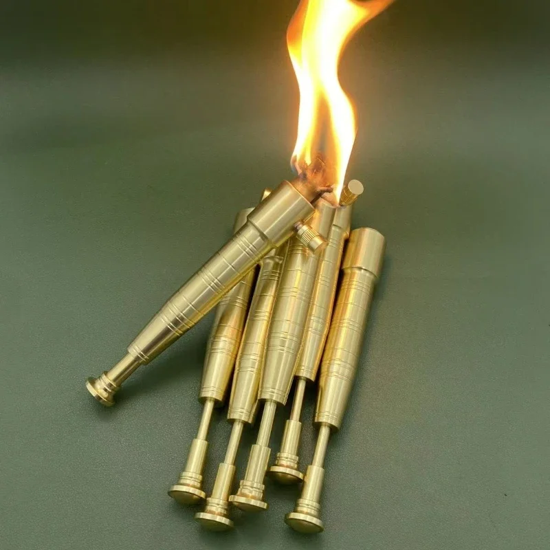 Retro-Fackel-Fackel, Kerosen-Feuerzeug, Vintage-Fackel, erweitertes Multifunktions-Feuerzeug für den Außenbereich, cooles spezielles Zündwerkzeug Image