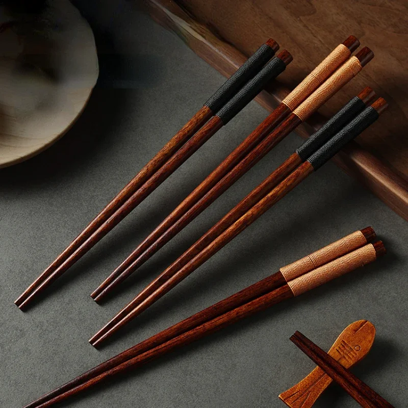 Holz Essstäbchen japanische Essstäbchen Shushi Essstäbchen Massivholz spitzen Saiten Ramen Essstäbchen Restaurant Küchen utensilien Image