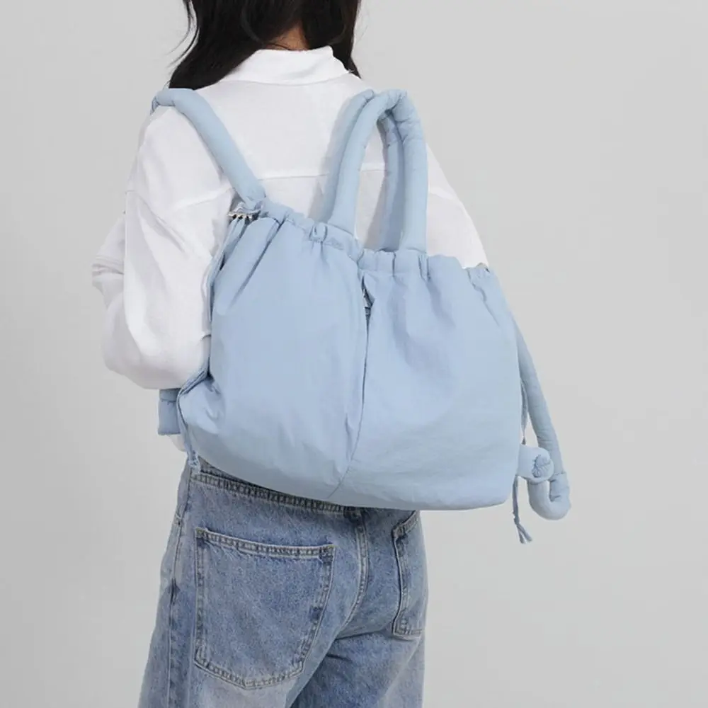Borsa tote con coulisse in tinta unita Tracolla trapuntata annodata Borsa tote imbottita in nylon Zaino imbottito a doppio scopo di grande capacità da donna