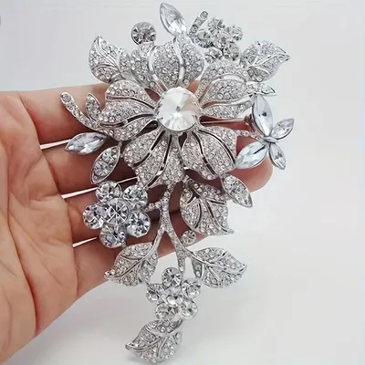 Luxurious and Exquisite Inlaid Full Zircon Flower Brooch Elegant Ladies Luxury Party Clothing Brooch