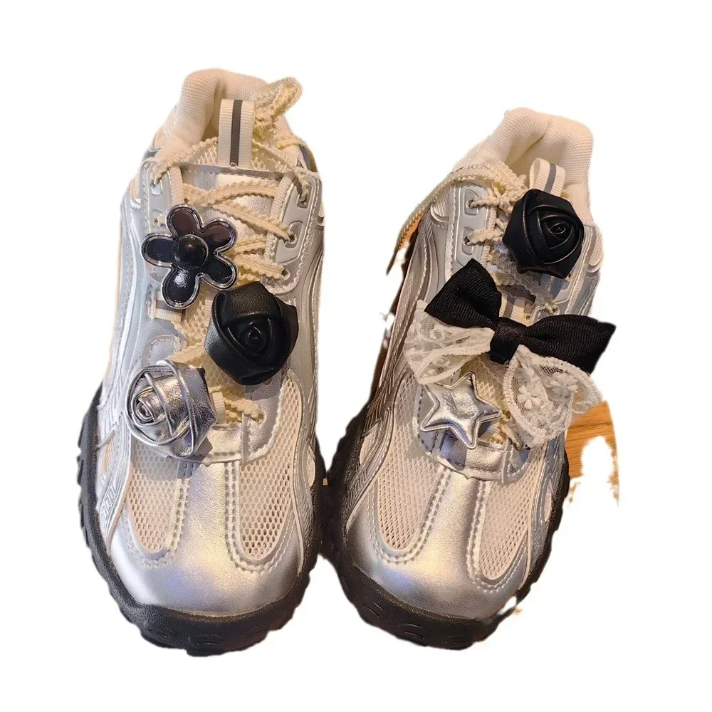 1PCS Neue Mode Schnürsenkel Clips Schnalle Dekorationen Schuh Schnalle für Sneaker Leder Rose Bogen Herz Schuh Charms Schuhe Zubehör