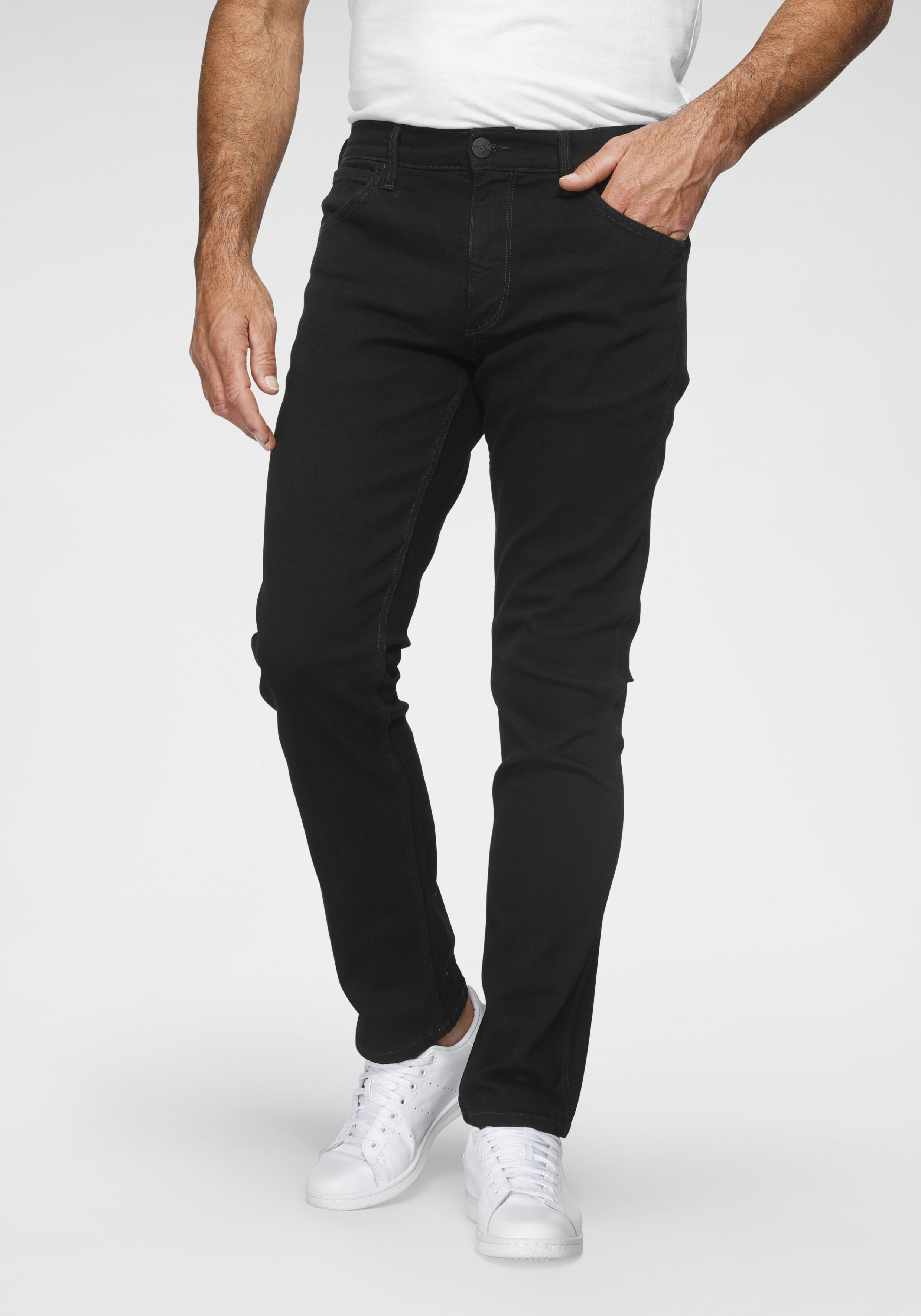 Straight-Jeans WRANGLER "Authentic Straight", Herren, Gr. 32, Länge 32, schwarz (schwarz, rinse), Denim/Jeans, Obermaterial: 98% Baumwolle, 2% Elasthan, normal lang, Jeans Straight-Jeans