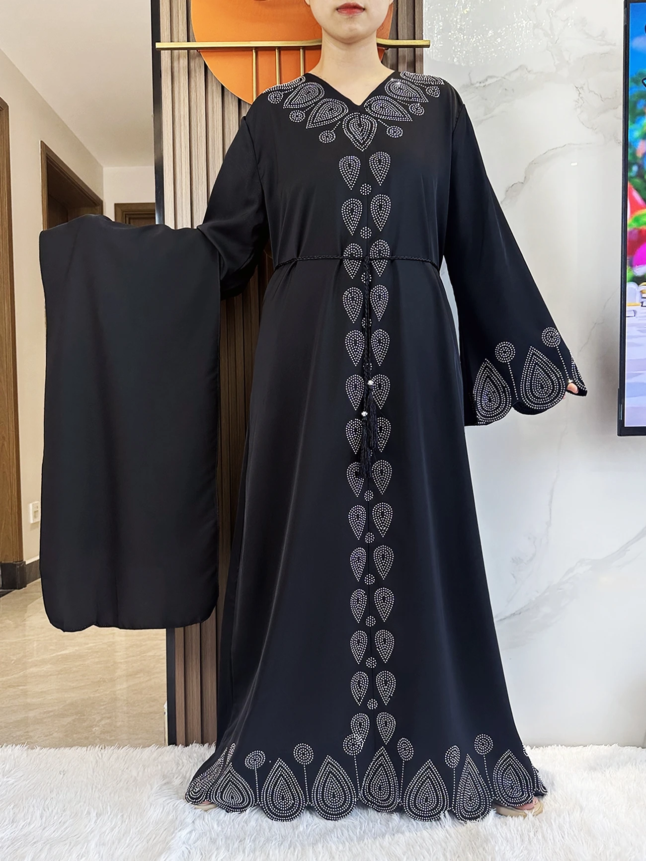 Neue 2024 Dubai Diamant Muslimischen Modest Kleid für Frauen Elegante Arabische Femme Hijab Abaya 2024 Islamische Langarm Türkei Kleidung Image