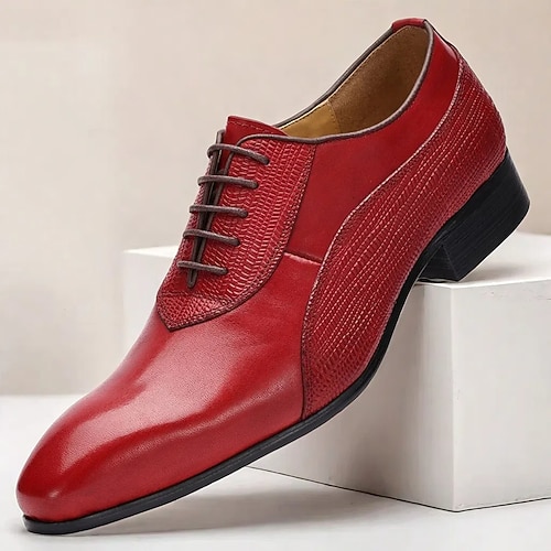 Rote Oxford-Schuhe aus hochwertigem Rindsleder für Herren – klassische, formelle Lederschuhe mit Schnürung und strukturierten Details für besondere Anlässe Image
