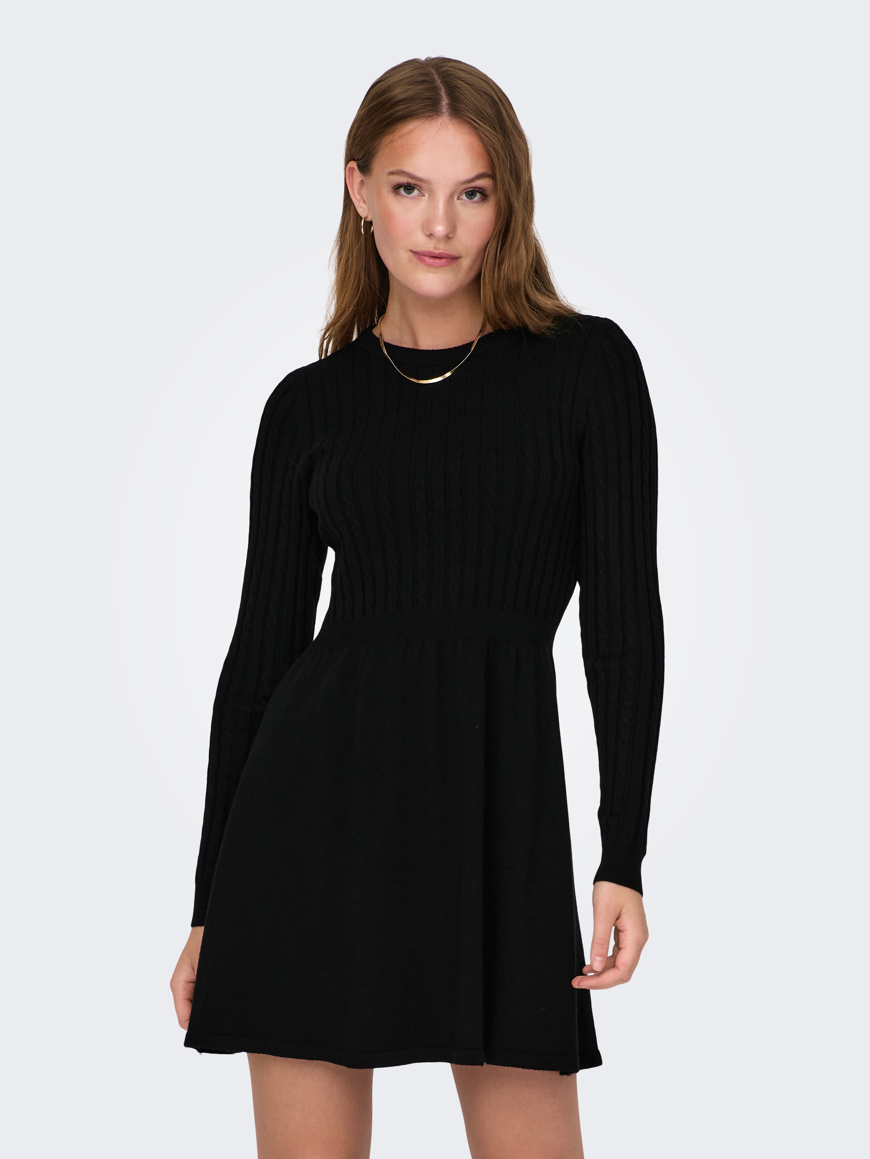 Strickkleid ONLY "ONLFIA LS CABLE DRESS KNT", Damen, Gr. L, N-Gr, schwarz, Strick, Obermaterial: 50% Viskose, 27% Nylon, 23% Polyester, unifarben, regular fit ca. Mitte Oberschenkel, Rundhals, Kleider, tailliert und mit dezentem Zopfstrickmuster im... Image