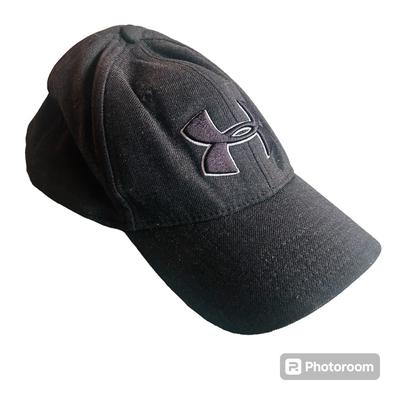 Under Armour Accessories | Under Armour Sports Black Work Out Travel Hike Slip On Baseball Hat Cap M/L | Color: Black/White | Size: M/L