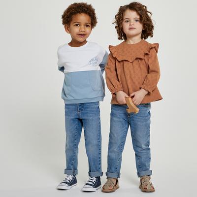 Straight Stretch Jeans