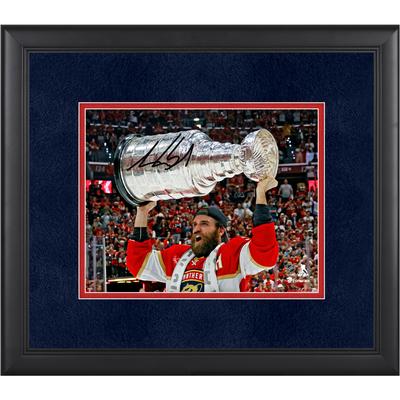 Aaron Ekblad, Florida Panthers, signiertes Stanley Cup-Siegerfoto von 2024, gerahmt, 20,3 x 25,4 cm, Raising Cup Image