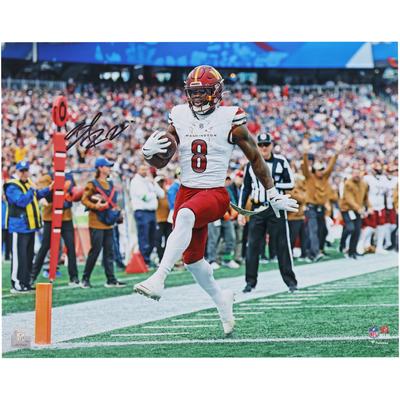 Brian Robinson Jr. Washington Commanders signiertes 16" x 20" weißes Trikot-Touchdown-Foto Image