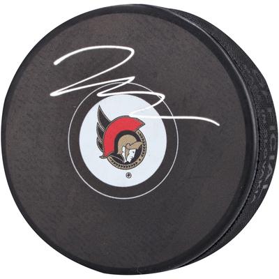 Signierter Hockeypuck von Jake Sanderson von den Ottawa Senators Image