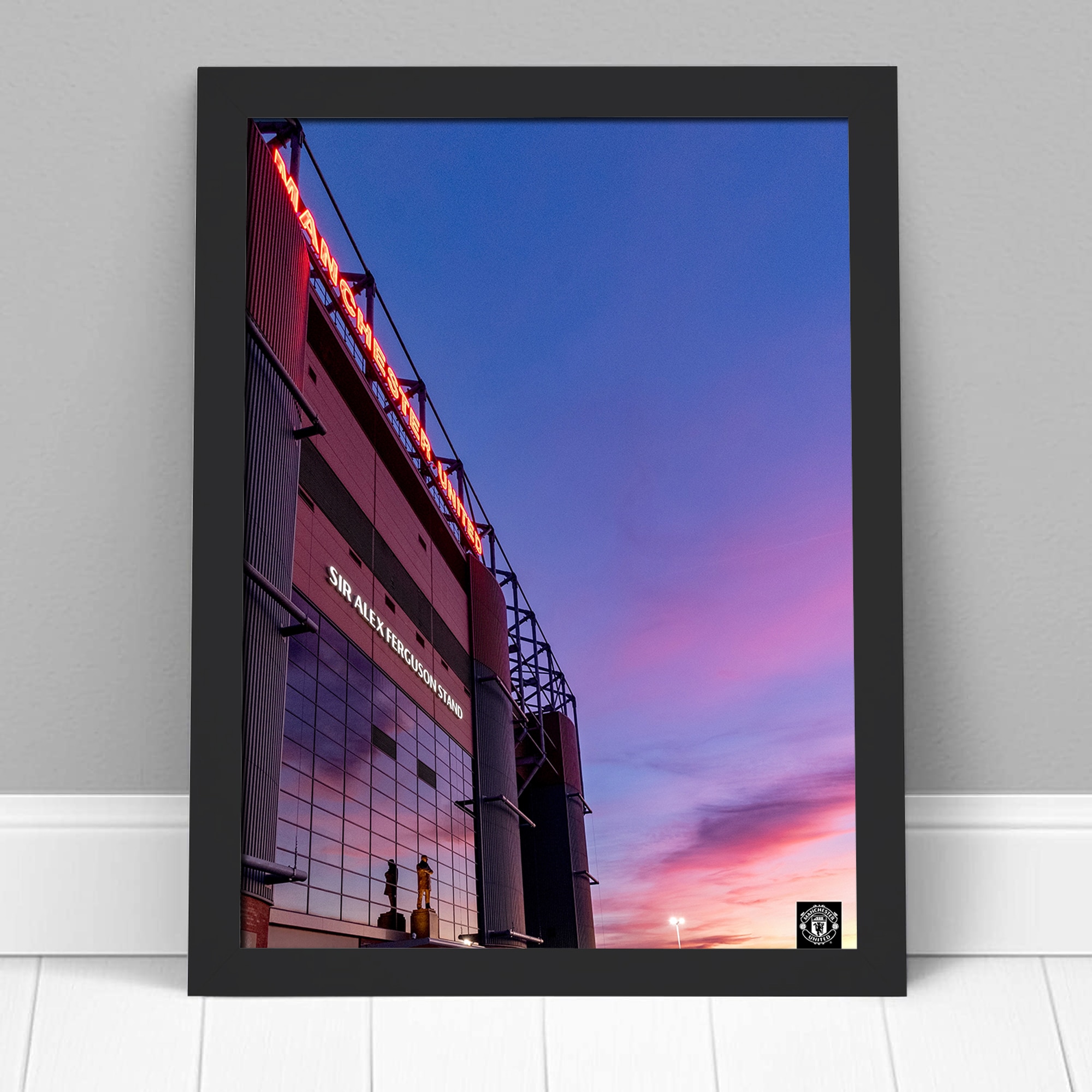 Manchester United Sir Alex Ferguson Stand Sunset Gerahmter Druck – A3 Image