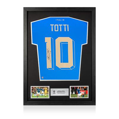 UEFA 2024 Offizielles Francesco Totti-Heimtrikot, offizielles Signiert- und Gerahmtes Modernes Italien-Heimtrikot mit Nummern im Fan-Stil Image