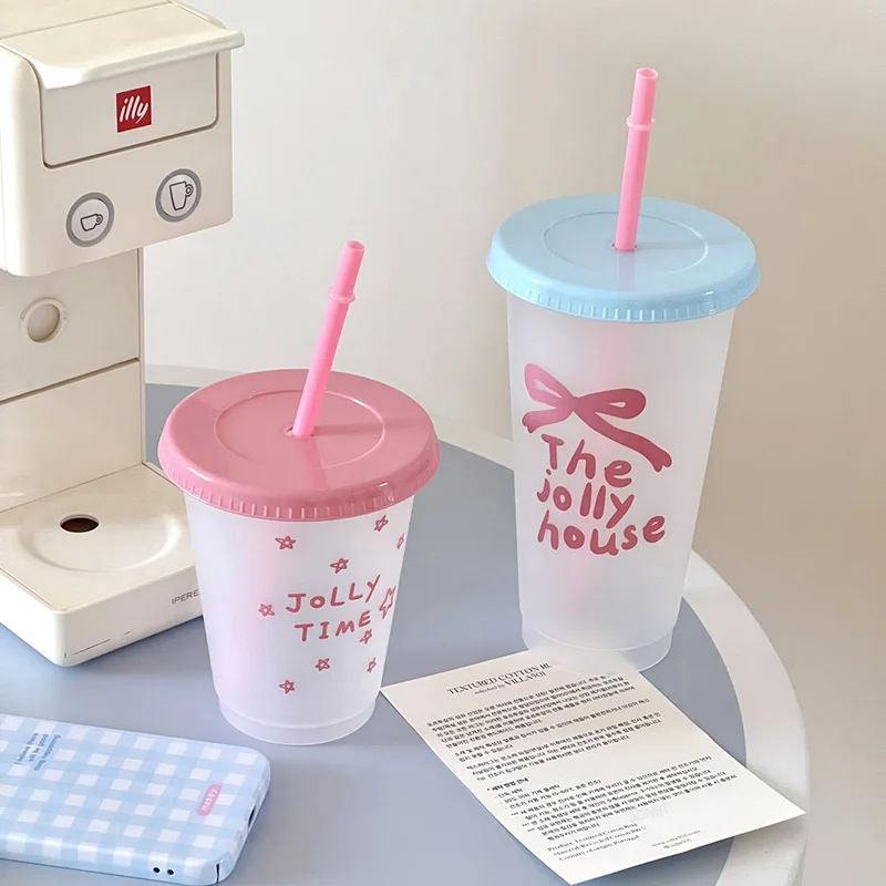 Neue süße Plastik wasser becher mit Deckel und Strohhalm für Mädchen wieder verwendbare Kaffee milch tee mit großer Kapazität kaltes Getränk Trinkbecher bpa kostenlos Image