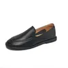 Retro Leder angehoben weiße Slipper für Frauen 2024 neue schwarze Einzels chuhe mit einem Nischen design für Damenschuhe