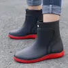 Männer Regen Stiefel Wasserdichte Regen Schuhe Weibliche Flache Galoschen Schuhe Gummi Schwarz