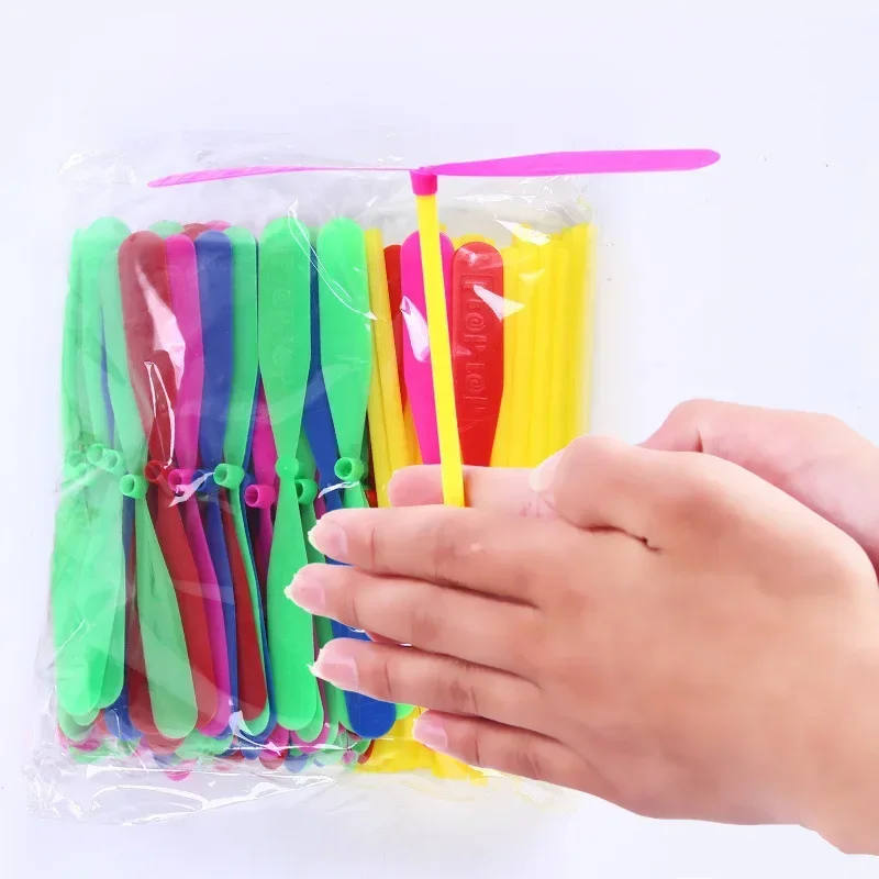 10PCS Kunststoff Libelle Sortiment Mini Hubschrauber Whirl Copters Kinder Party Spielzeug Bevorzugung Tasche Füllstoffe Geburtstag Geschenke Outdoor Spaß Image