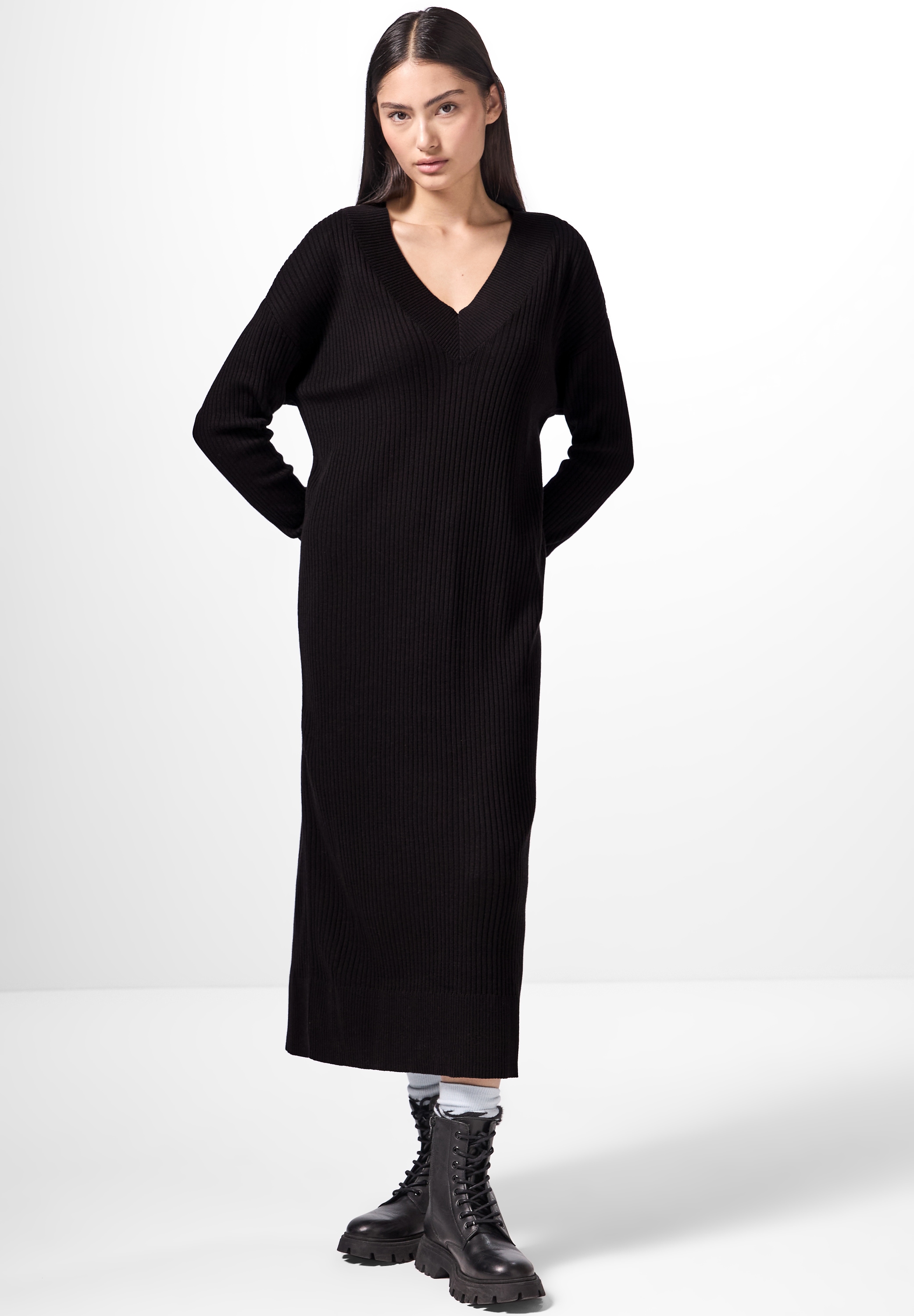 Maxikleid STREET ONE STUDIO, Damen, Gr. 40, EURO-Größen, schwarz, Web, 50% Baumwolle, 50% Polyacyl, unifarben, gerade lang, V-Ausschnitt, Bündchen, Kleider, soft und trageangenehm Image