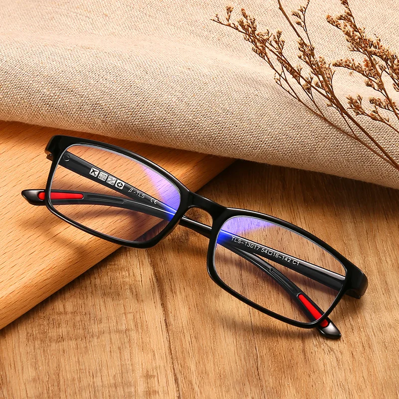 Neue Lesebrille Anti-Blaulicht alten automatischen Zoom mittleren Alters und ältere Menschen lesen Modetrend High Definition Image
