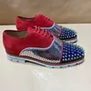 Spleißen mehrfarbige Herren Niet Freizeit schuhe klassische rote Wildleder Spike Toe Design