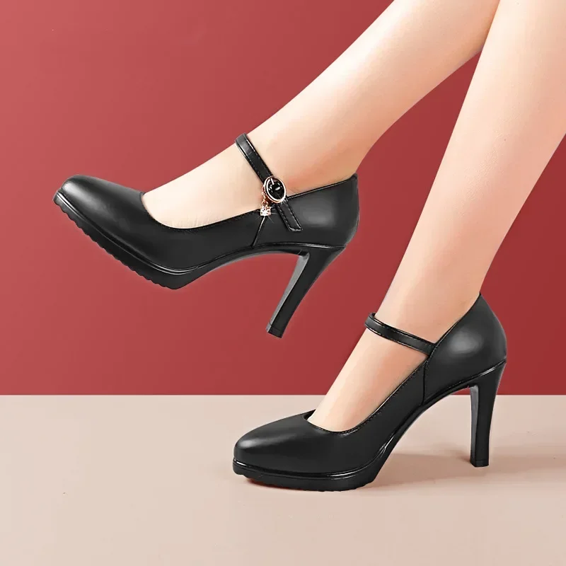 7 9 11 13 Kleine Größen 32-43 Flache Dicksohlige Echtleder-Schuhe Plateau-Pumps 2026 Blockabsatz-Schuhe Modell Büro