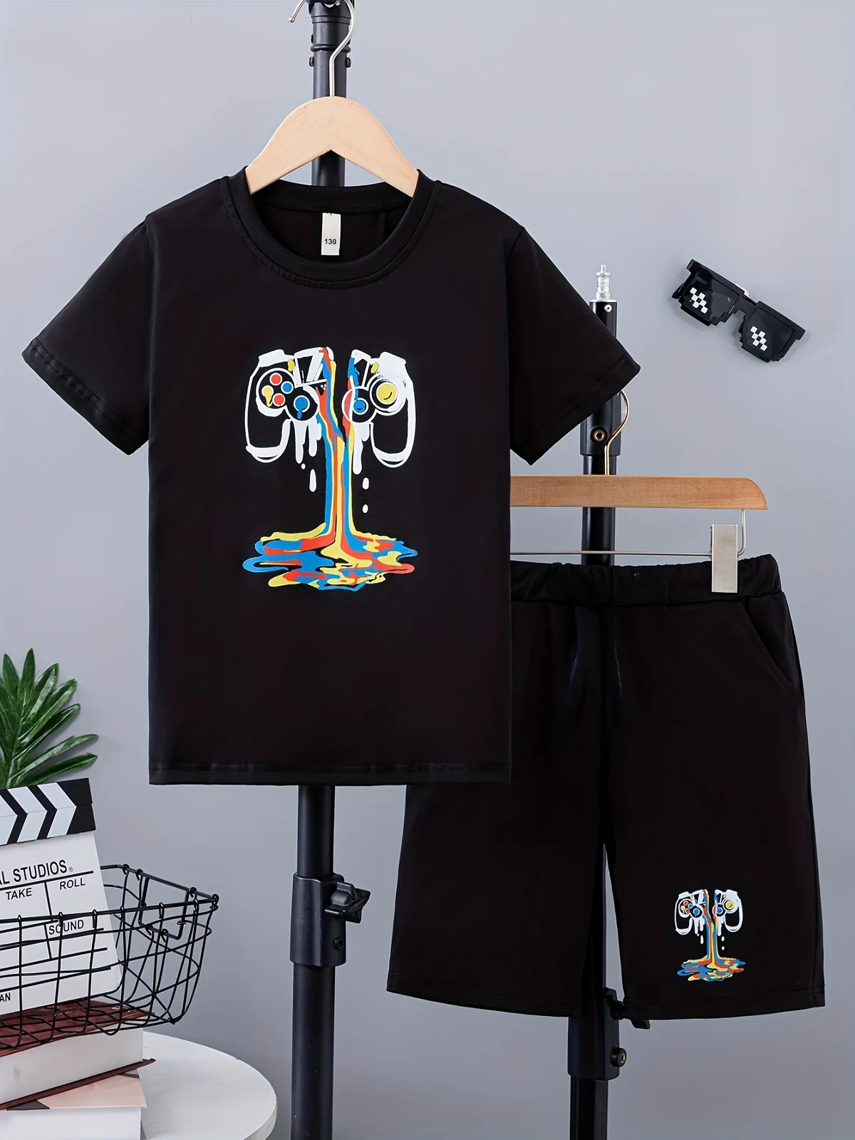 Kinder kleidung Jungen & Mädchen Sommer Zeichnung Top & Shorts 2 Stück Set Teenager gedruckt Trainings anzug Kinder lässig Outfit Image