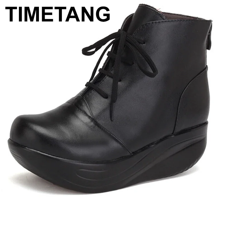 TIMETANG Solid Black Damen Stiefel Schnürung Echtes Leder Winterstiefel Warme Keile Plattform Swing Schuhe Große Größe Kurze Schuhe