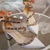 Niet spitzen Zehen weiß sexy Damenschuhe Sommer Schnallen Sandalen für Frau High Heels Party