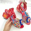 Seltsame Art Fersen sandalen ethnischen Stil bunte Strass steine personal isierte Knöchel schnalle Riemen Damenschuhe große Größen 34-43