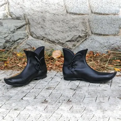 Europäische Vintage Royal Schuhe Mittelalter Kunstleder Poulaine für Adlige Renaissance Cosplay Bandage Stiefel Spitze Krämpfe Image