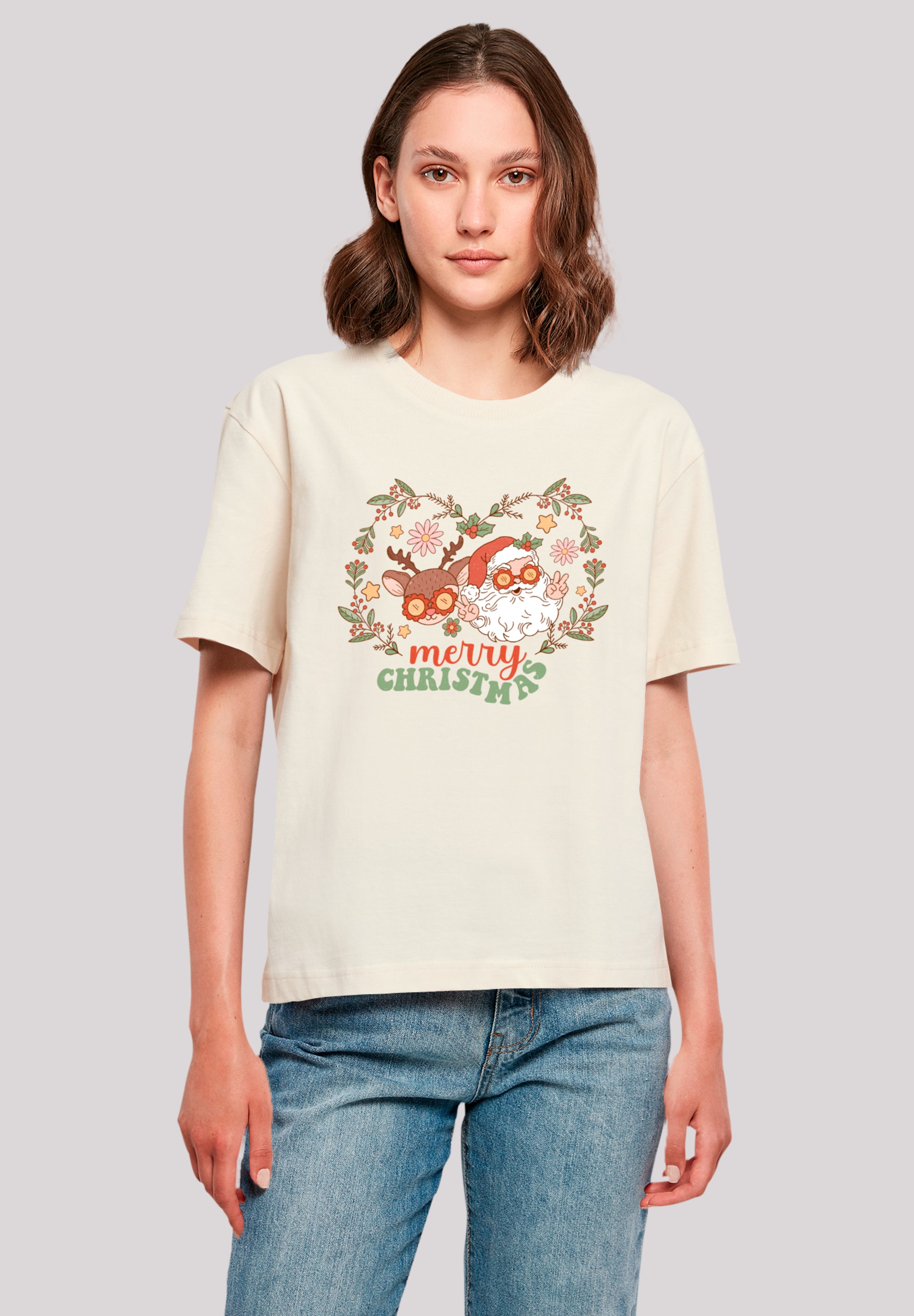 T-Shirt F4NT4STIC "Weihnachten Hippie Santa And Reindeer", Damen, Gr. 5XL, weiß (sandweiß), Obermaterial: 100% Baumwolle, oversize, Rundhals, ohne Bündchen, Shirts T-Shirt, Premium Qualität, Weihnachts-Kollection