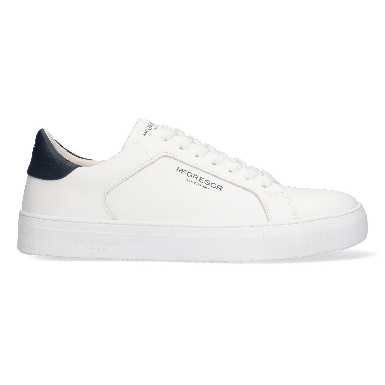 Hamilton Wit/Navy von McGregor in der farbe Weiss und in größe 45.