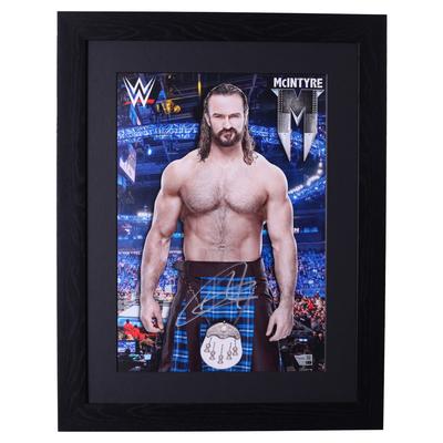 Gerahmtes, von Drew McIntyre signiertes Poster – A3 Image