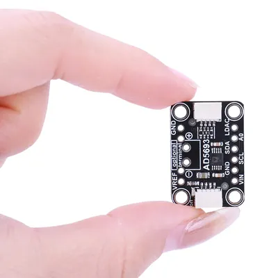 AD5693R Development Board I2C DAC 16Bit Breakout Module Compatible with STEMMA QT Qwiic