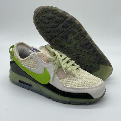 Nike Shoes | Used Nike Air Max 90 Terrascape Shoes "Vivid Green" Phantom Dm0033-001 Mens | Color: Cream/Green | Size: 9.5